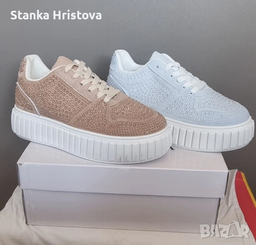 Дамски кецове Капчици. 