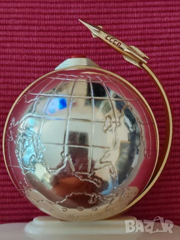 Часовник, будилник Слава, СССР., снимка 8 - Други - 51047986