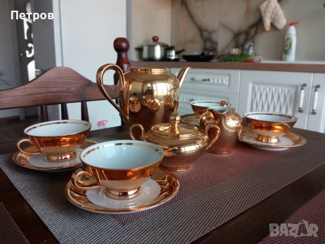 Антикварен и богато позлатен.Костен порцелан-Бавария.Маркиран.Ръчно изработен.Възможен коментар-цена, снимка 3 - Антикварни и старинни предмети - 40667437