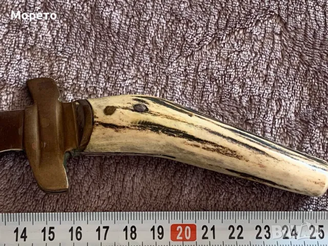 Красив кован български ловен нож с рогова дръжка-2, снимка 2 - Ножове - 47574325