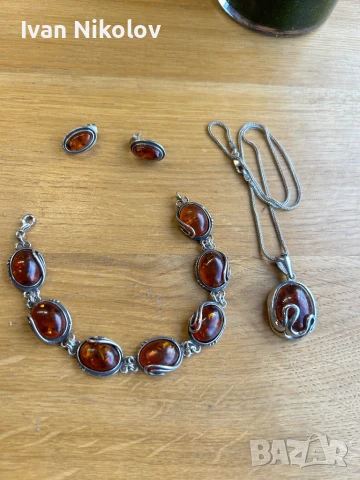 Винтидж сребърен комплект, гривна, колие и обеци с кехлибар!, снимка 1