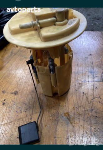 Citroen c4 picasso 2009година 1.6hdi 109кс Помпа в резервоар, снимка 4 - Части - 40490853