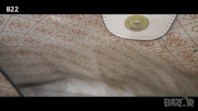 Оригинална чанта "GUESS", снимка 5 - Чанти - 52915286