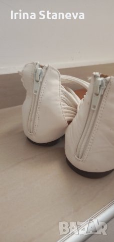 Нови дамски сандали, снимка 2 - Сандали - 39636170