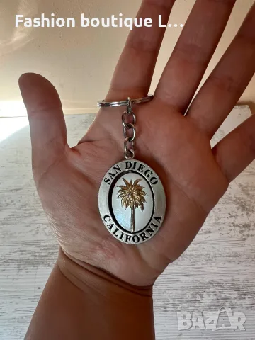 Ключодържател San Diego California с въртяща се Палма 