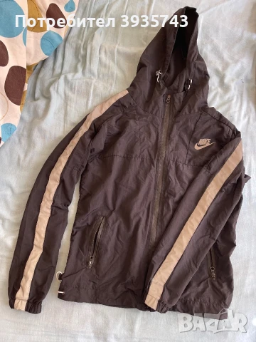 Nike яке горница , снимка 3 - Спортни дрехи, екипи - 50503039