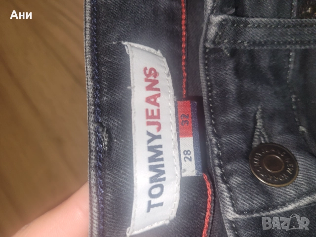 Дамски дънки Tommy Hilfiger, снимка 3 - Дънки - 51546188