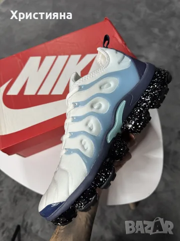 Nike Air VaporMax Plus Blizzard, снимка 3 - Маратонки - 56442546