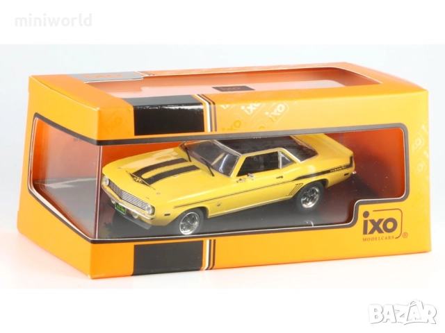 Chevrolet Camaro Yenko SYC 1969 - мащаб 1:43 на IXO Models моделът е нов в PVC дисплей-кейс, снимка 3 - Колекции - 52301588