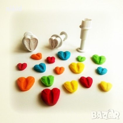 3 бр мини крило крила пластмасови резци форми с бутало резец форма пластмасови с релеф за фондан, снимка 2 - Форми - 36719897