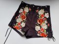 Уникални къси панталонки на цветя с камъни с висока талия на намаление, снимка 1