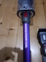 Много добра Dyson V10 безжична прахосмукачка пълен комплект, снимка 3