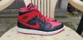 Оригинални маратонки Air Jordan 1 Mid, снимка 7
