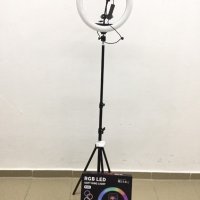 Светещ ринг RGB за Tik Tok ,Facebook,You Tube,Instagram /Селфи лампа, снимка 5 - Светкавици, студийно осветление - 31157873