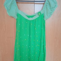 Зелена блузка, снимка 1 - Корсети, бюстиета, топове - 40627172