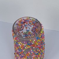 Стъклена чаша декорирана с цветни топченца , снимка 5 - Декорация за дома - 42114244
