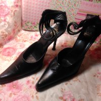 Уникални черни токчета - естествена кожа!, снимка 2 - Дамски обувки на ток - 30183681