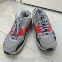 Оригинални маратонки на Nike, снимка 1 - Маратонки - 42813149