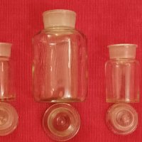 Аптекарски шишета, три броя. , снимка 3 - Антикварни и старинни предмети - 42457953