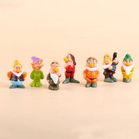 Седемте джуджета на Снежанка пластмасови фигурки за игра и украса на торта играчки, снимка 1 - Фигурки - 30930580
