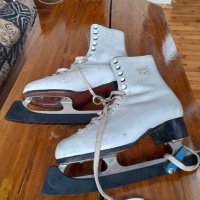 Стари кънки за фигурно пързаляне Botas , снимка 1 - Други ценни предмети - 31854199