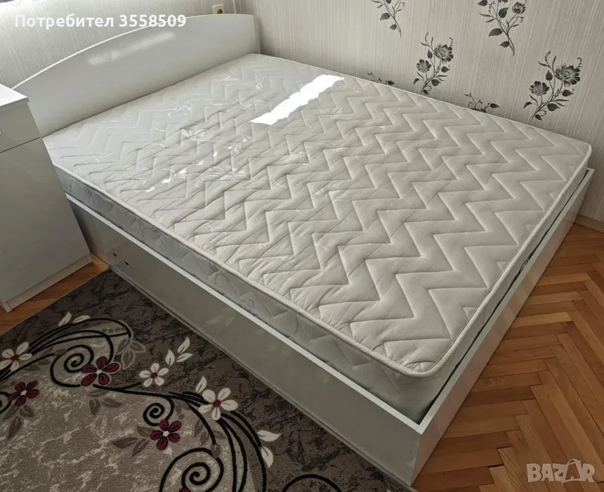 Спалня с матрак - размер 190/140, снимка 1