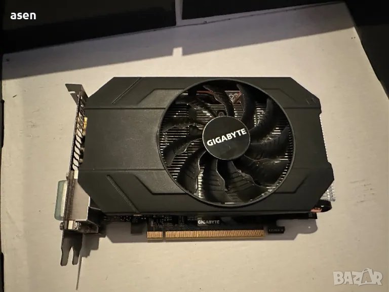 Видео карта GIGABYTE GeForce GTX 960 2GB OC, снимка 1