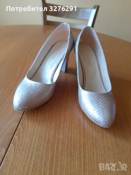 Златисти обувки р.40 , снимка 1