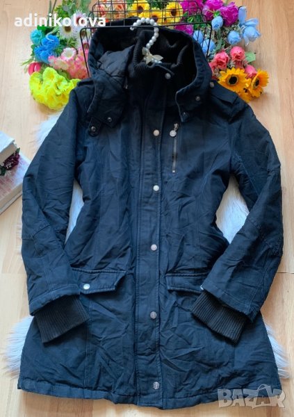 Черна парка, снимка 1