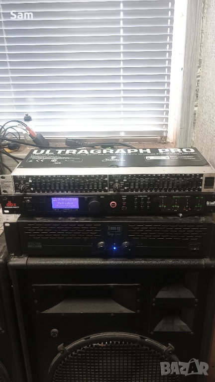 Еквалаизер BENRINGER FBQ1502, снимка 1