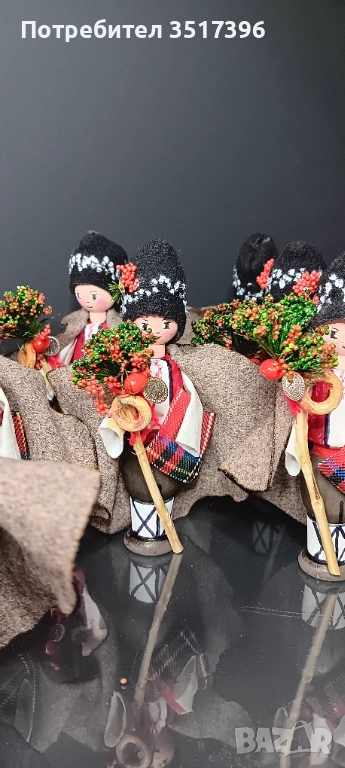 КОЛЕДАР - Дървена  кукла с национална носия - Коледари, снимка 1