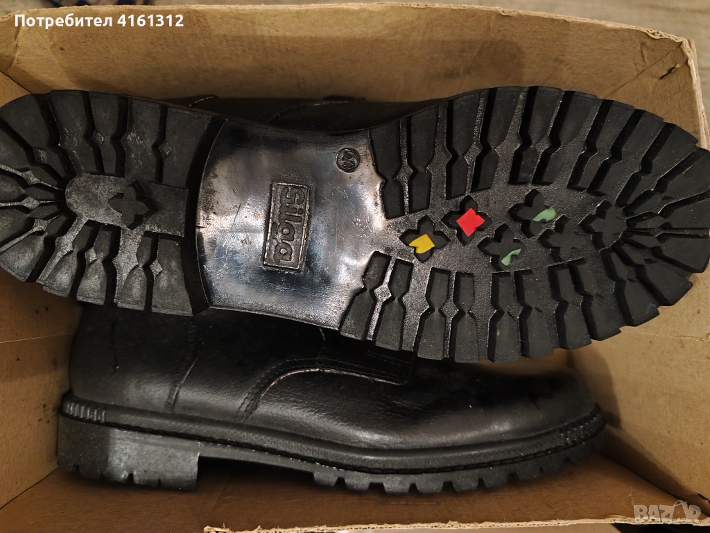 Продавам нови работни обувки(половинки и боти) , снимка 1