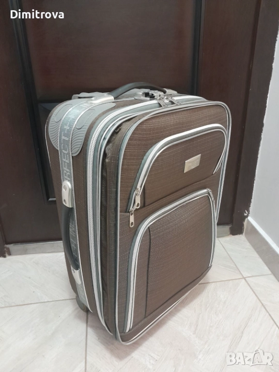 Продавам кафяв куфар, снимка 1