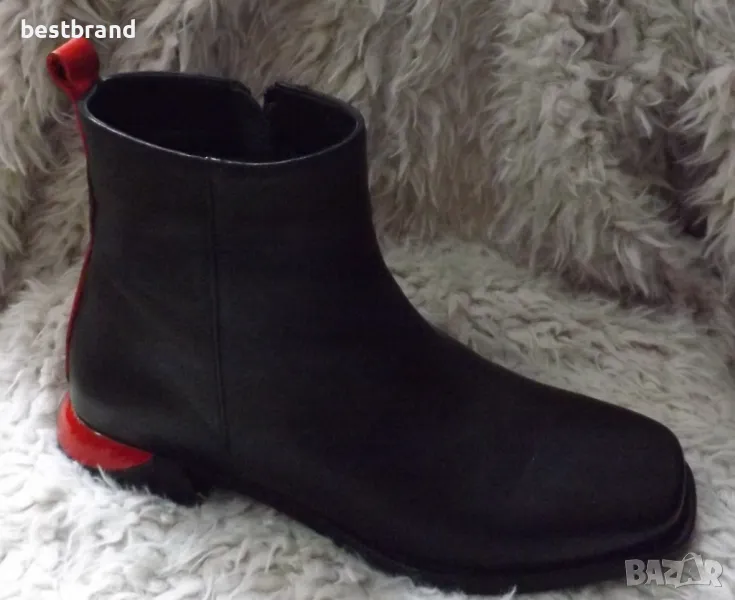 Дамски елегантни боти от естествена кожа, на нисък ток, код 324/130 , снимка 1