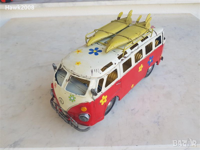 ОРИГИНАЛНА КУЛТОВА ЛАМАРИНЕНА играчка VW Калифорния хипарски 1970те год. бус със СЪРФОВЕ, снимка 1