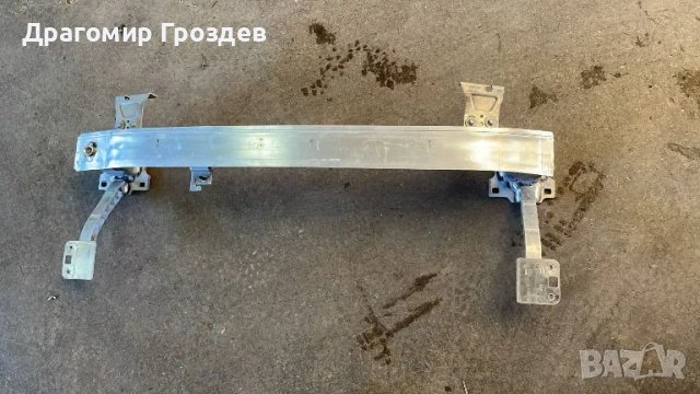 Оригинална основа за предна броня  Citroën C3 III  / Ситроен Ц3  (2016-2024), снимка 1