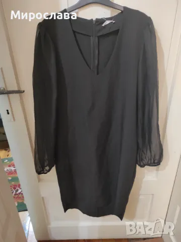 Черна рокля с прозрачни ръкави