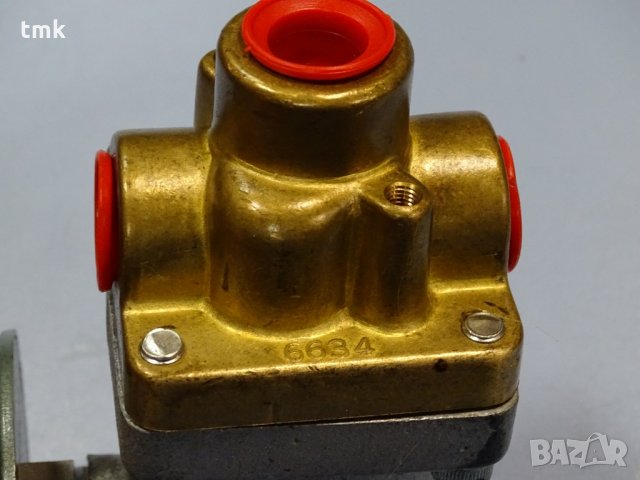 Трипътен електро-магнитен вентил KONAN, снимка 4 - Резервни части за машини - 30781155