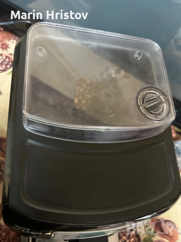 Кафемашина Saeco Intellia, снимка 2 - Кафемашини - 53955627