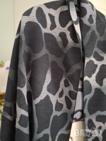 Дамски шал, снимка 5 - Шалове - 52317547