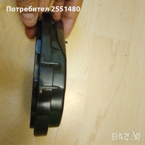 Капак за крушки на фар  VW passat 3C5 B6, снимка 3 - Части - 53223642