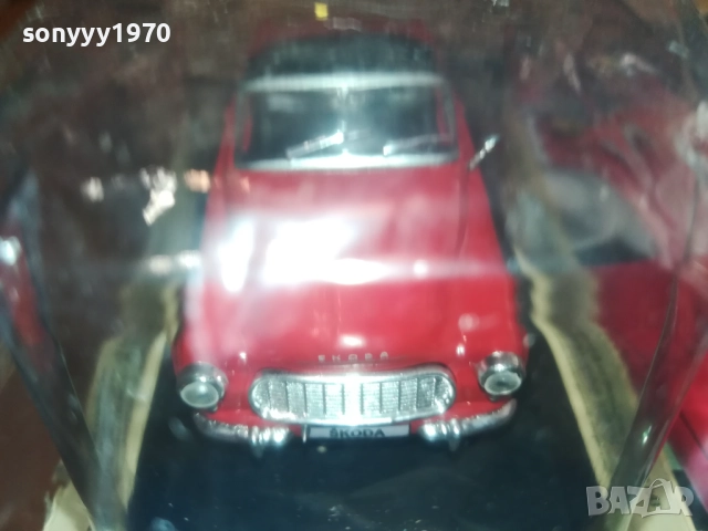 SKODA FELICIA-METAL CAR 2608251638, снимка 8 - Колекции - 51498270