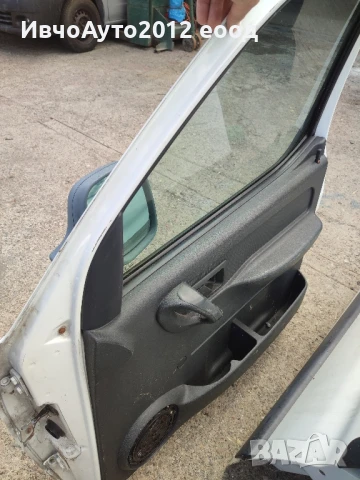 Предна дясна врата Peugeot partner Citroen Berlingo 96-08г, снимка 3 - Части - 51225215