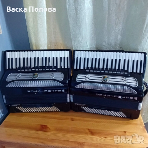 Акордеони Weltmeister Supita 2 бр..акустични,професионални,120 баса.
