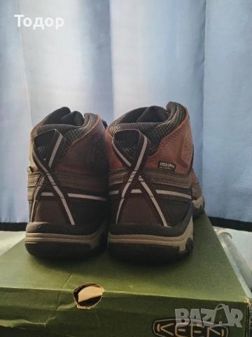 KEEN Targhee 3 Mid Wp boots , снимка 4 - Спортни обувки - 51839222
