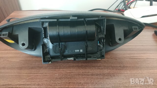 Продавам козирка за Laguna 2 със вградена Garmin навигация, снимка 10 - Аксесоари и консумативи - 37254831