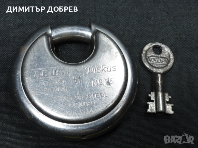 СТАР РЕТРО КАТИНАР С КЛЮЧ ABUS DISCUS GERMANY, снимка 2 - Антикварни и старинни предмети - 53022649
