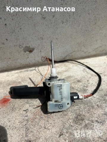 A2038201997. Машинка резервоар капаче за Мерцедес Е-класа W211. Седан. A2118201514