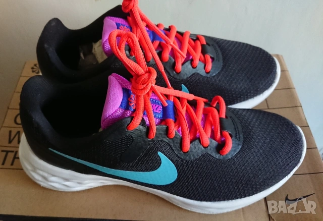 НОВИ NIKE REVOLUTION 6 NN Дамски маратонки, снимка 4 - Маратонки - 54305850