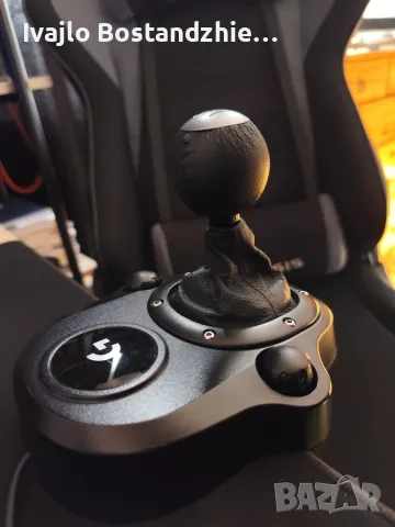 Геймърски волан Logitech G923 + Shifter за PS5/PS4/PC, снимка 6 - Джойстици и геймпадове - 55890351